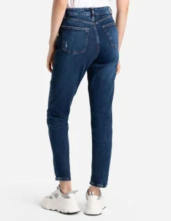 Jeans - Girlfriend Fit