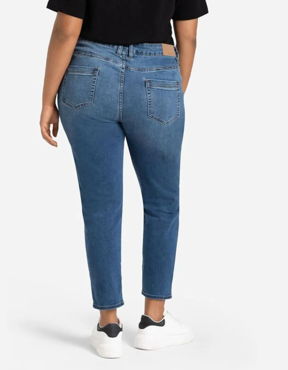 Jeans - Girlfriend Fit