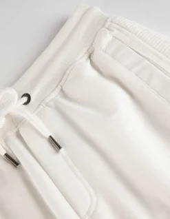 Short - Relaxed Fit