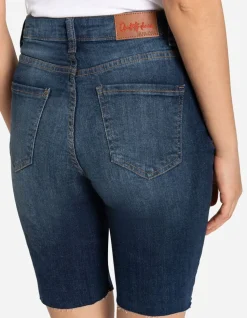 Short - Straight Fit
