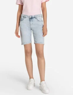 Short - Straight Fit