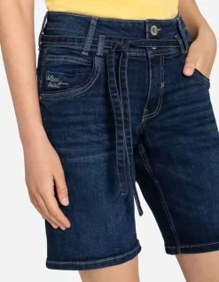 Short - Straight Fit