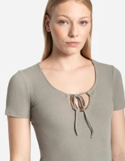 T-Shirt - Hals Met Cut-Out