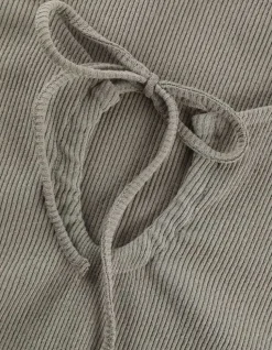 T-Shirt - Hals Met Cut-Out