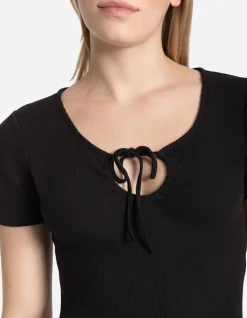 T-Shirt - Hals Met Cut-Out