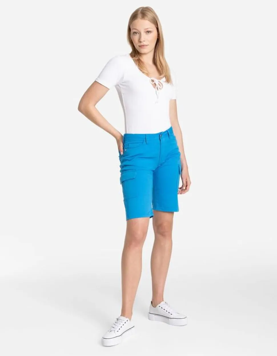 T-Shirt - Hals Met Cut-Out