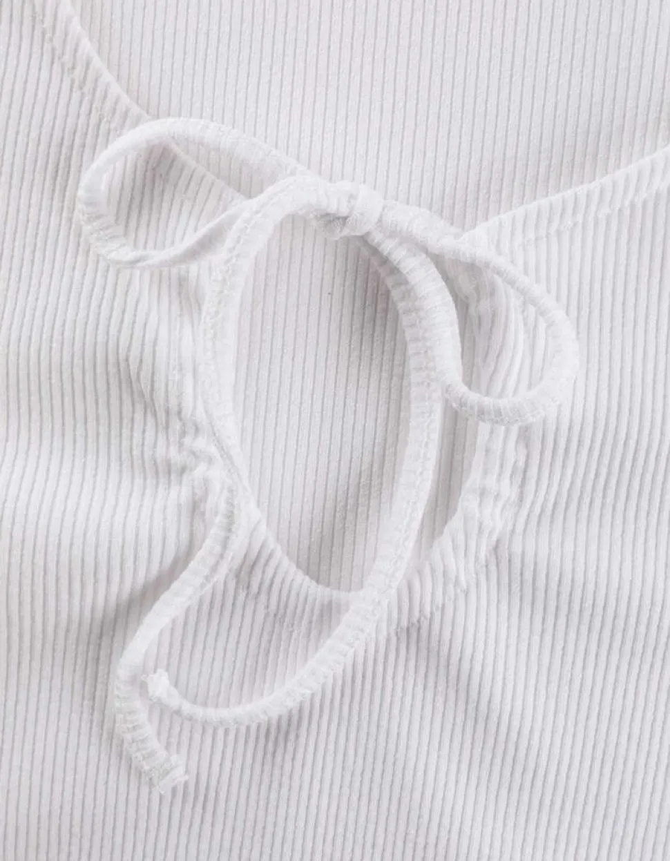 T-Shirt - Hals Met Cut-Out